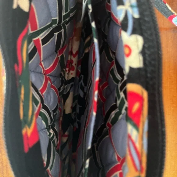 Vera Bradley Wristlet - Picture 4 of 4